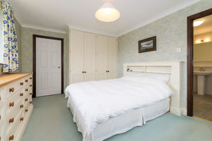 Bed- click for photo gallery